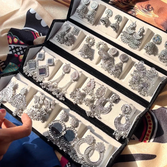 Shenish™ Folding Jhumka Storage Box – 12 Slot & 16 Slot