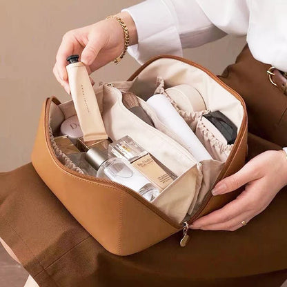 Large Capacity Leather Travel Cosmetic Bag - Image 3