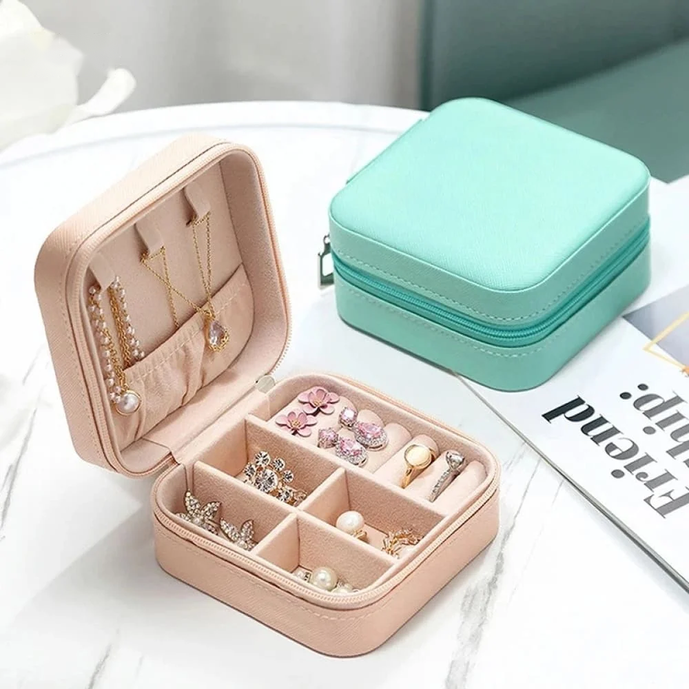 Mini Travel Jewelry Organizer – Compact Portable Accessory Case for On-the-Go